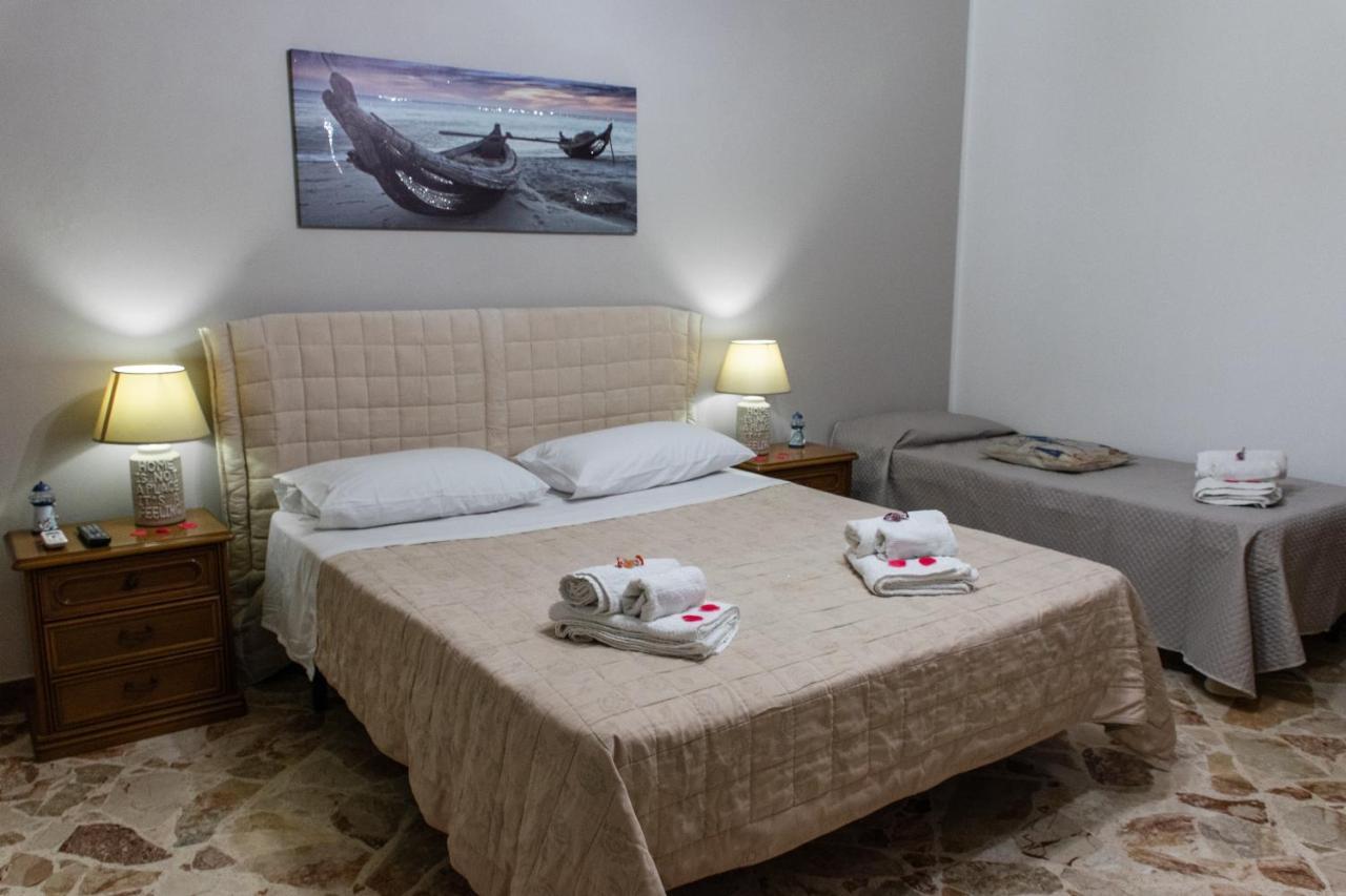 Marierose House Sferracavallo Luaran gambar